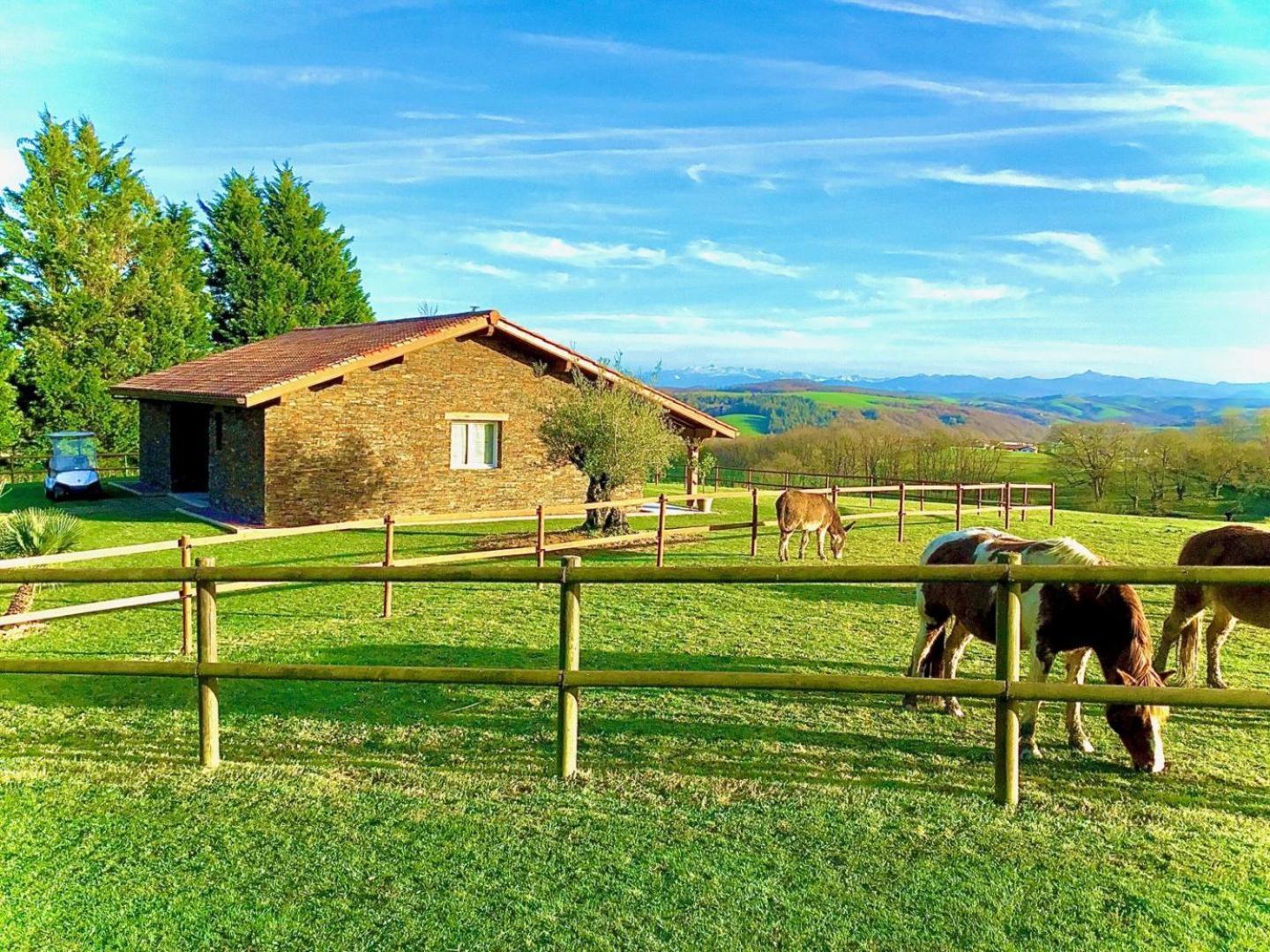 La Bergerie Villa Bardos Exterior photo