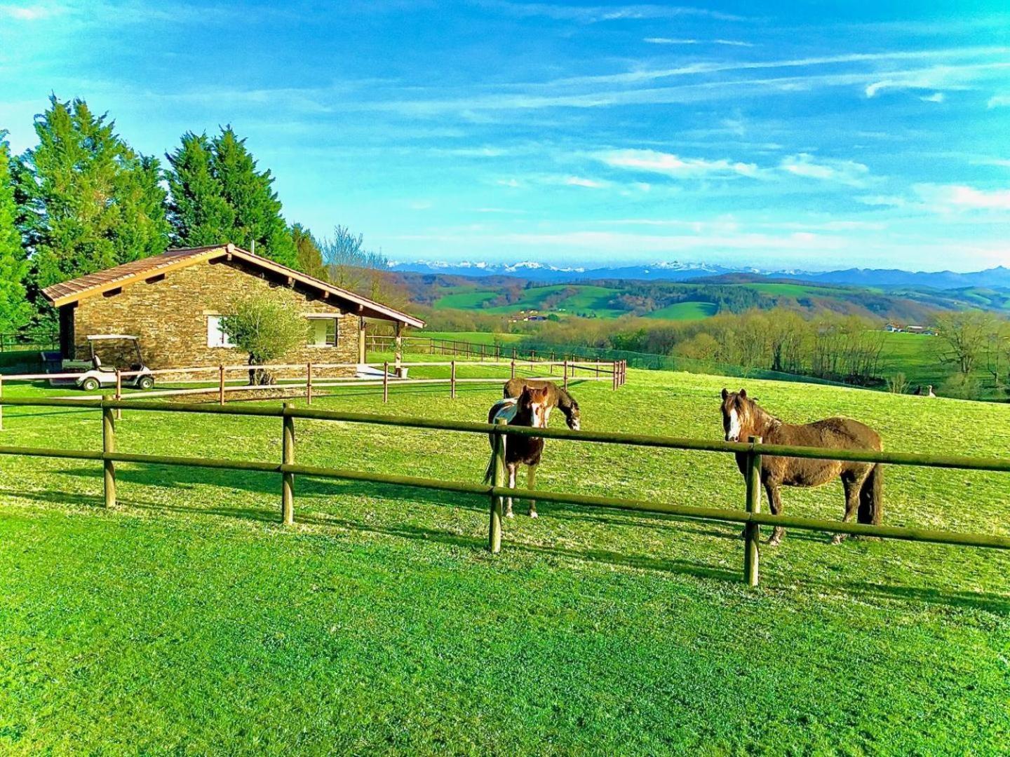 La Bergerie Villa Bardos Exterior photo